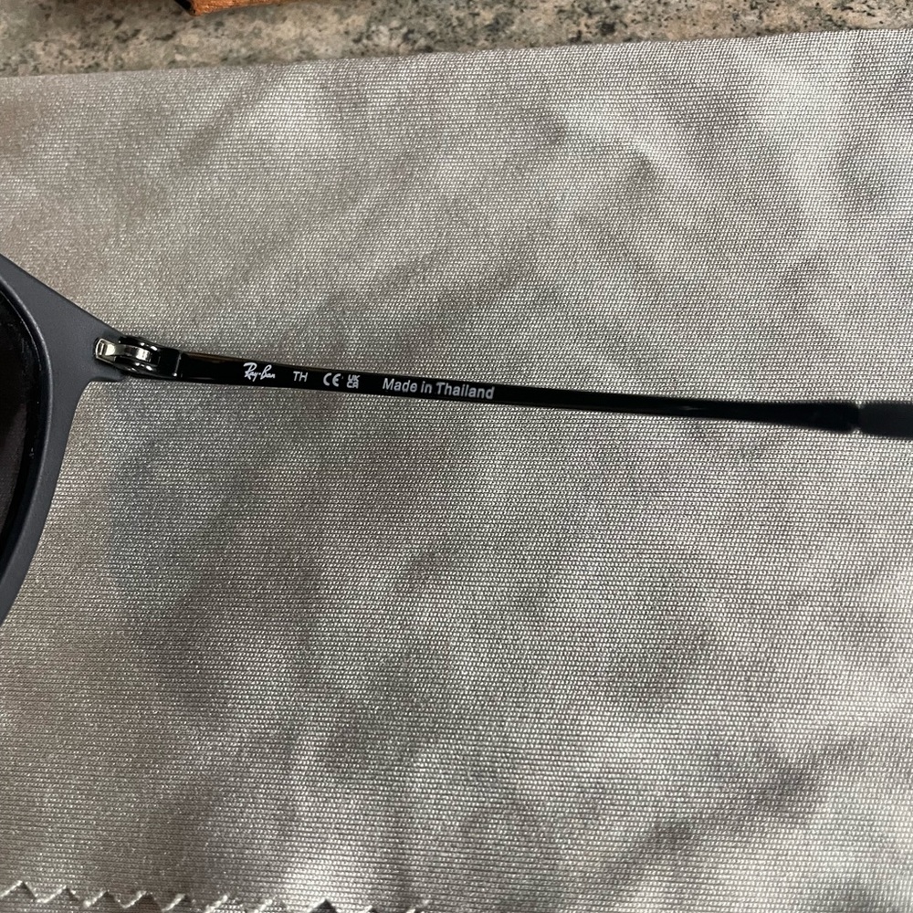 Ray Bans Erika Sunglasses